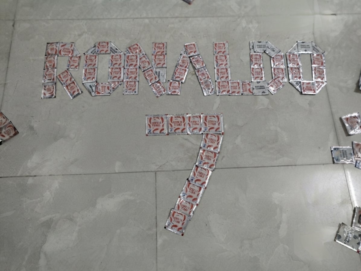 bariakomal28's tweet photo. @dominos_india #DominosIndia 
Ronaldo 7 https://t.co/4rvA6yfb8U