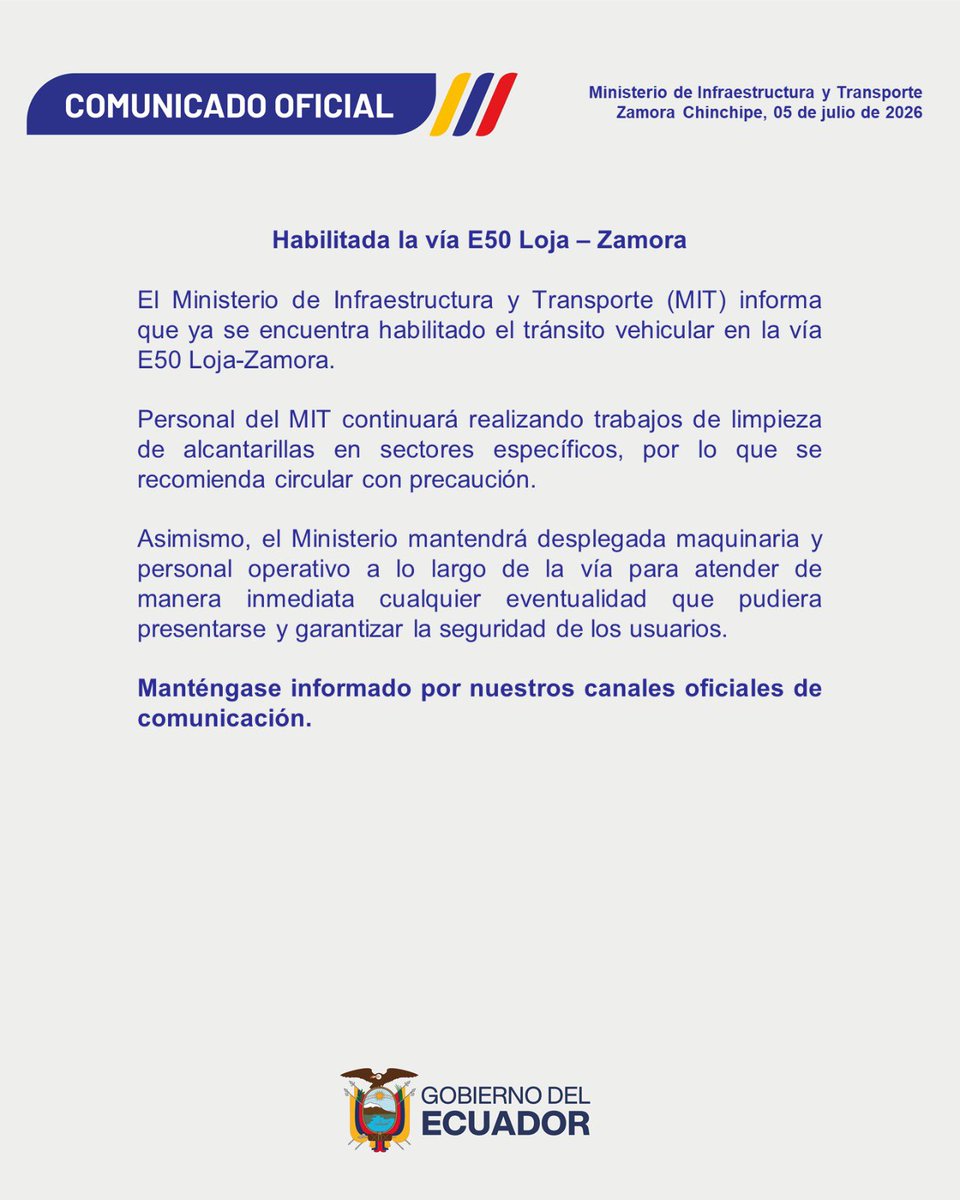MIT_Ecuador's tweet photo. #ComunicadoOficial | ✅ Se habilita el tránsito vehicular en la vía E50 Loja – Zamora.

El MIT mantiene maquinaria y personal operativo en la zona y continuará con trabajos de limpieza en sectores específicos. Se recomienda conducir con precaución. 🚧 https://t.co/eHOXJvDDgt