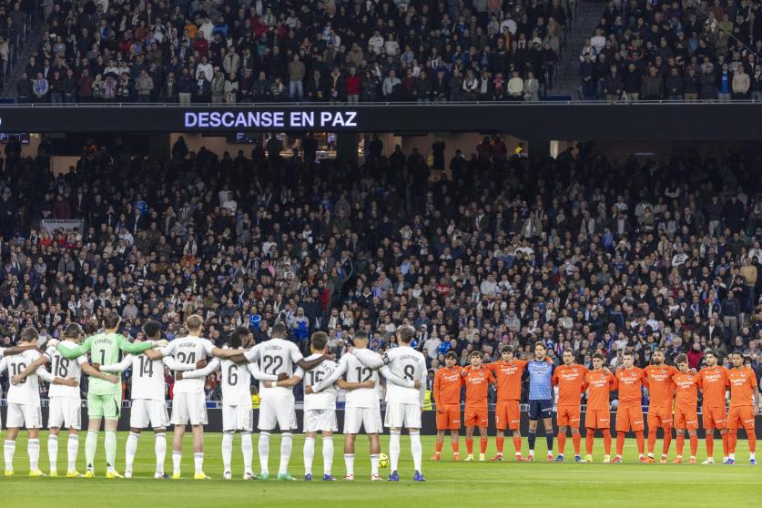 solofichajes123's tweet photo. El @RealMadrid-@RealSociedad de la jornada inaugural de #LaLiga del 15 de agosto es el primer partido que se aplazará al 26 de agosto debido a que habrá, al menos, un futbolista del equipo madridista en la semifinal del Mundial 2026 (Brahim o Mbappé, Tchouamei y Konate, dependiendo del ganador del Marruecos-Francia)

▪️Hay que recordar que todos los encuentros de la primera jornada donde un equipo cuenta con al menos un semifinalista del Mundial, quedarán aplazados y no se jugarán el 14-15-16 de agosto