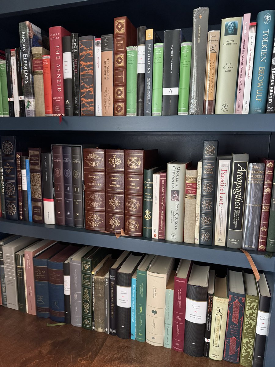 booksoftitans's tweet photo. Some shelves dedicated to my upcoming Great Books reading list. https://t.co/zwv49WnFyD