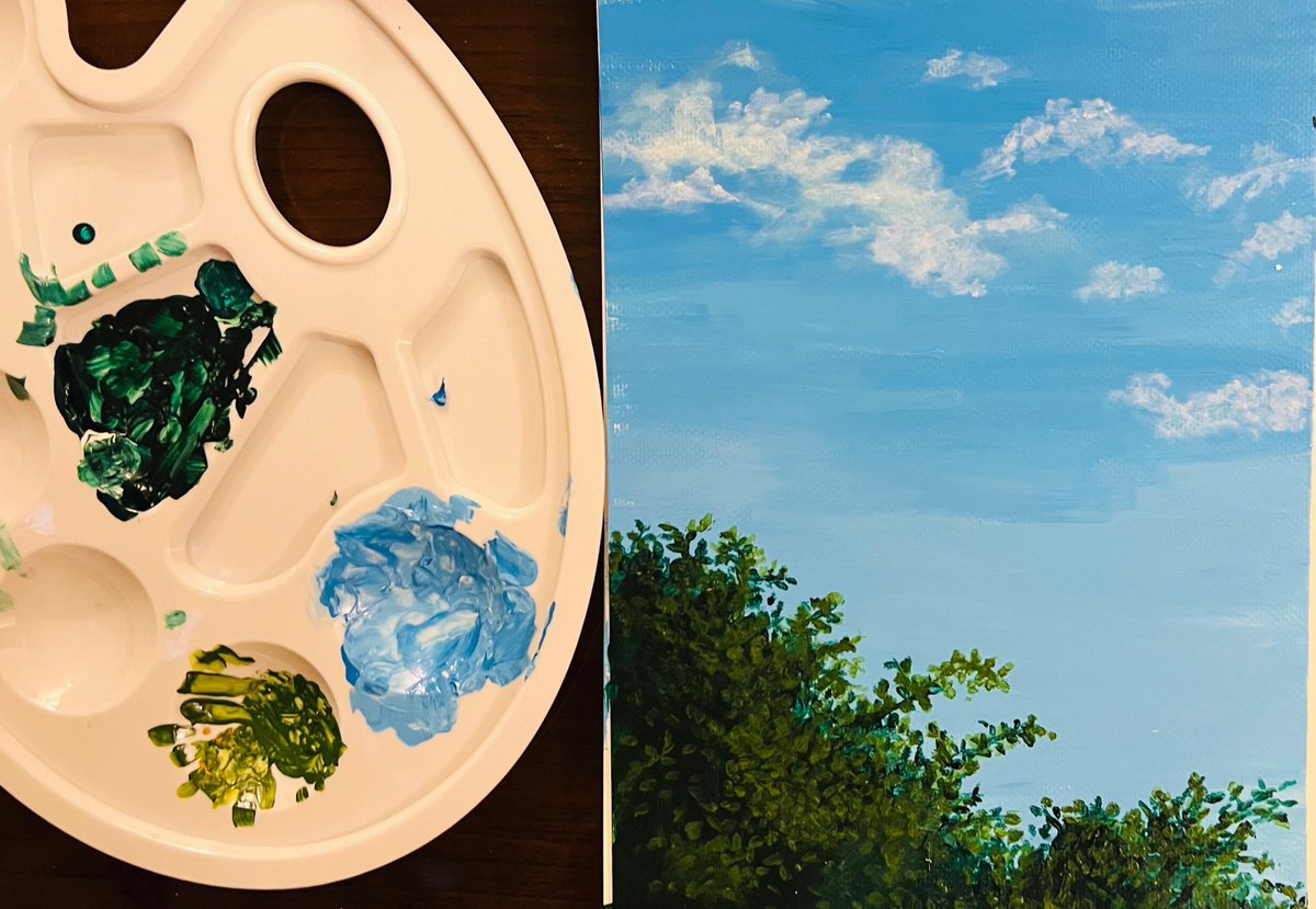 Lali_O_'s tweet photo. تعتبر اول تجربة رسم🌷🎨 https://t.co/v4pxn73rnL