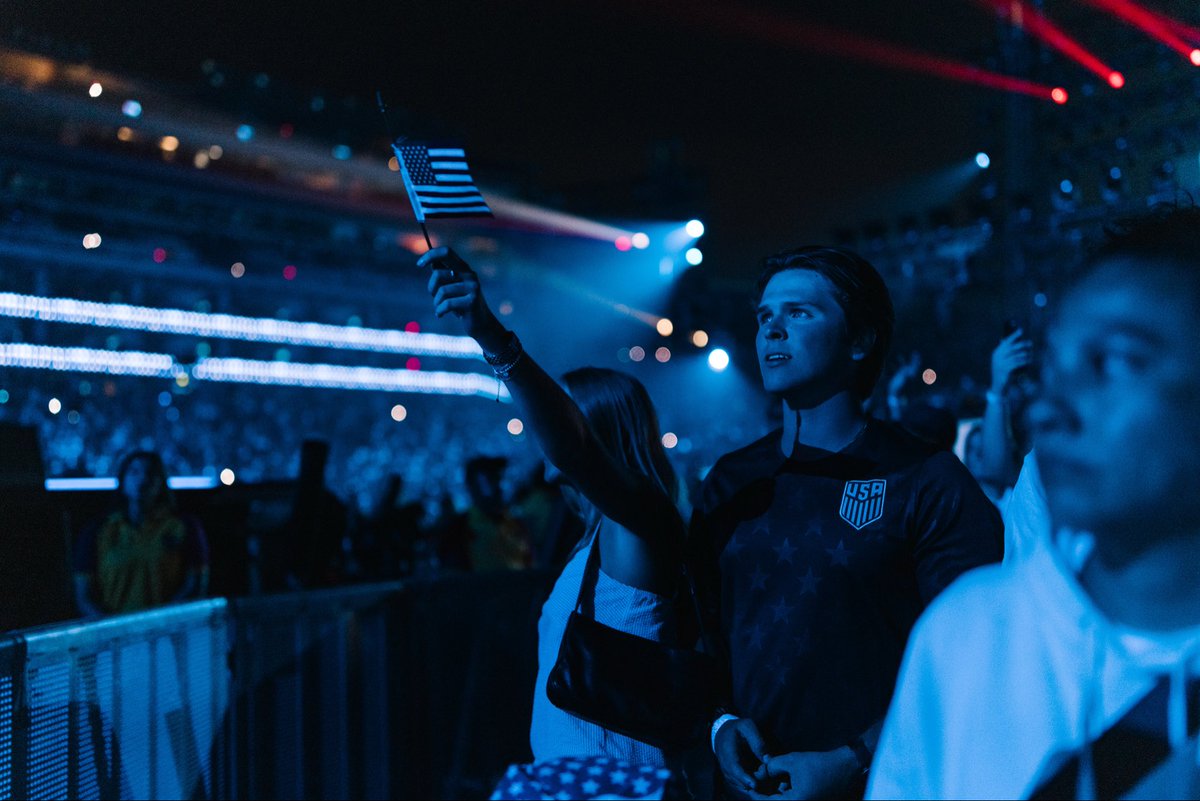 ChrisStapleton's tweet photo. Los Angeles, CA • 7.4.2026
@America250 
📸: Mary Caroline Russell &amp; @andybarron https://t.co/7r0K11fiaH