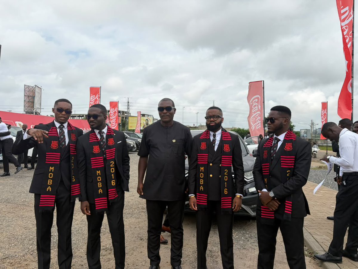 mobafraternity's tweet photo. Led by President Senior Kwadwo Omari Boateng, the class was welcomed into the global MOBA family in the presence of the MOBA Secretariat, Executive Council, Mfantsipim at 150 Planning Committee, MOBA SYG 2026, and sister-school alumni. https://t.co/SeTVQEyeSa