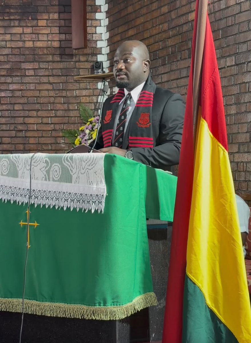 mobafraternity's tweet photo. Led by President Senior Kwadwo Omari Boateng, the class was welcomed into the global MOBA family in the presence of the MOBA Secretariat, Executive Council, Mfantsipim at 150 Planning Committee, MOBA SYG 2026, and sister-school alumni. https://t.co/SeTVQEyeSa