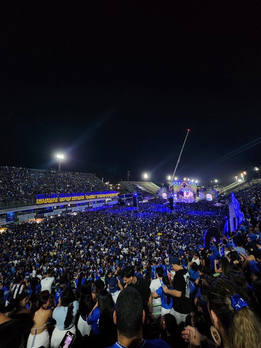 Bcsar_'s tweet photo. ⭐️ Festa da Vitória ⭐️ https://t.co/UZiGXehmjV