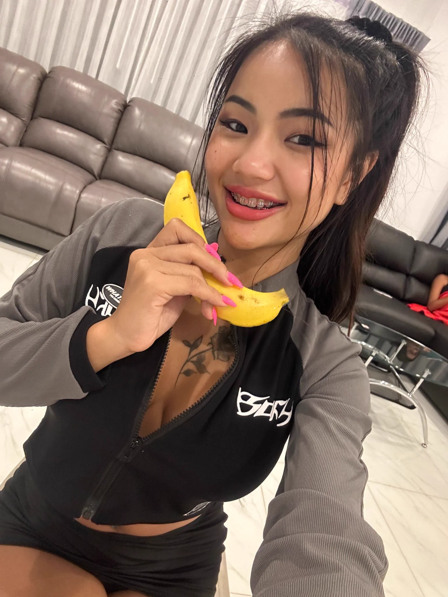 リリ♡ on X: 