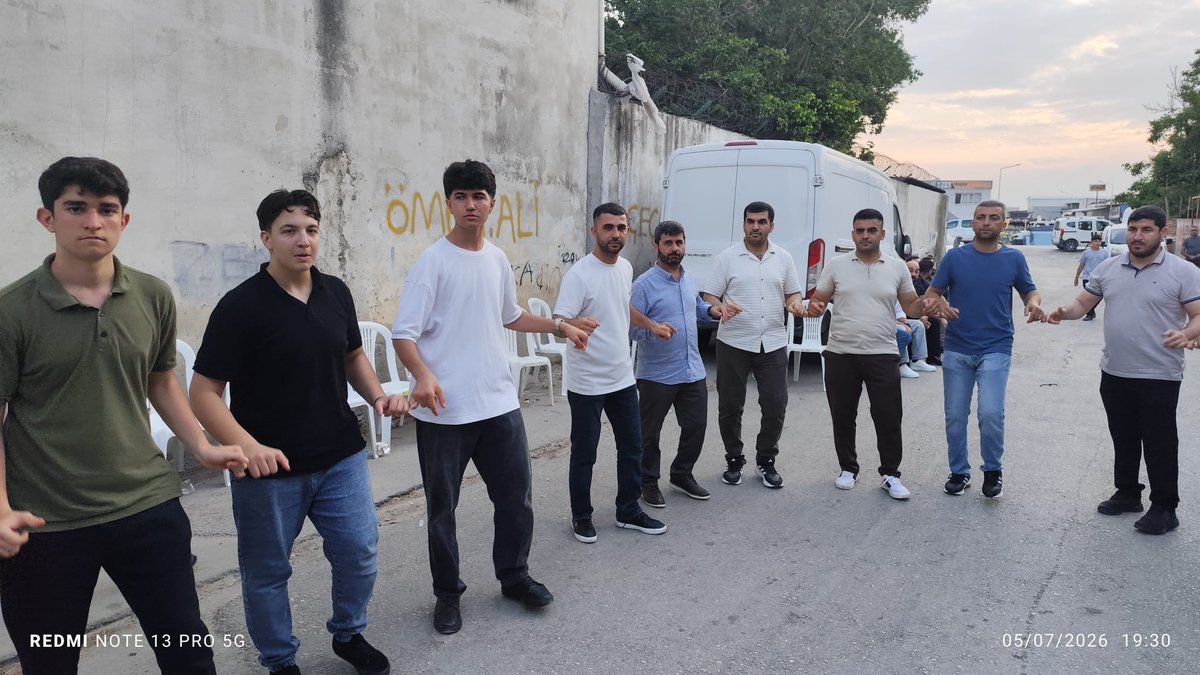 YusufOzbay_01's tweet photo. 📍 Düğün Merasimi

Bugün Seyhan İlçe Gençlik Kolları üyemiz Salih Yıldırım kardeşimizin düğün merasimine katılım sağladık.

Genç çiftimizi bu anlamlı birlikteliğin sevgi, huzur ve bereket içerisinde ömür boyu sürmesini Yüce Allah’tan niyaz ediyoruz.
#HÜDAPAR #Seyhan #Hayırlıolsun https://t.co/0fuT1oJoWC