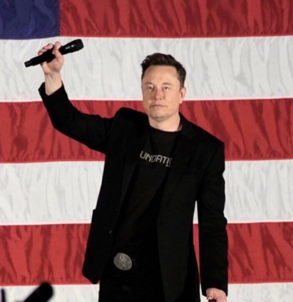 MAGAVoice's tweet photo. BREAKING: Elon Musk said anyone who does NOT love America is a TRAITOR and should be EXILED

ELON MUSK IS ABSOLUTELY RIGHT 💯 https://t.co/Bcy3EbXyVS