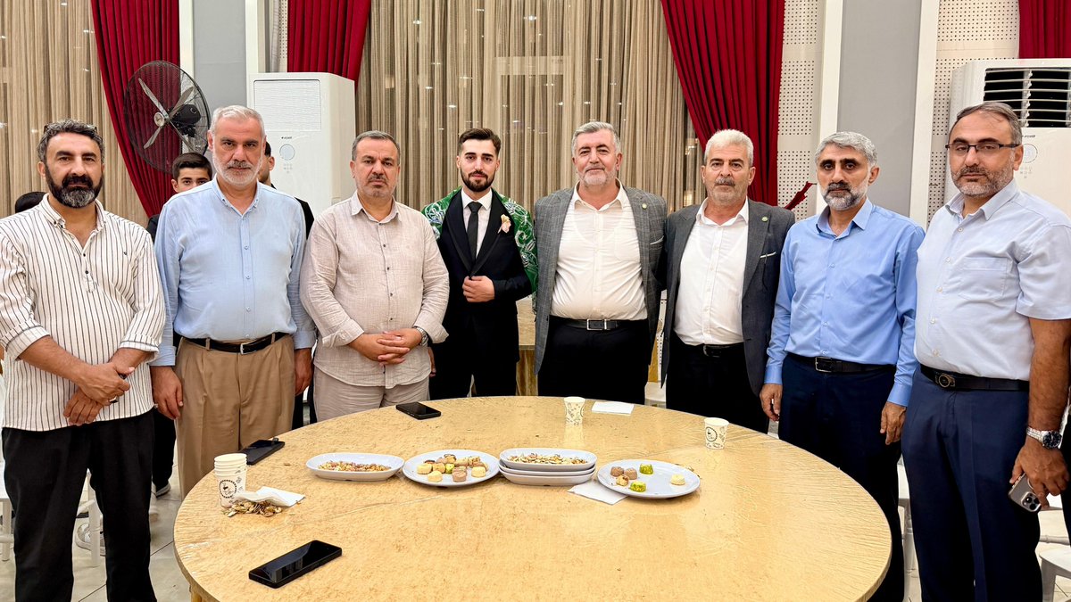 HudaParErgani's tweet photo. İlçe Teşkilatı olarak, İl Başkanımız Sayın Zeynul Abidin Gülsever ve beraberindeki heyetle birlikte, İlçe Başkanımız Uğur Uşar'ın oğlunun düğününe katılım sağladık.

Yüce Allah'tan genç çiftimize sağlık, huzur, mutluluk ve dünya-ahiret saadeti diliyoruz. https://t.co/UfV779vvTw