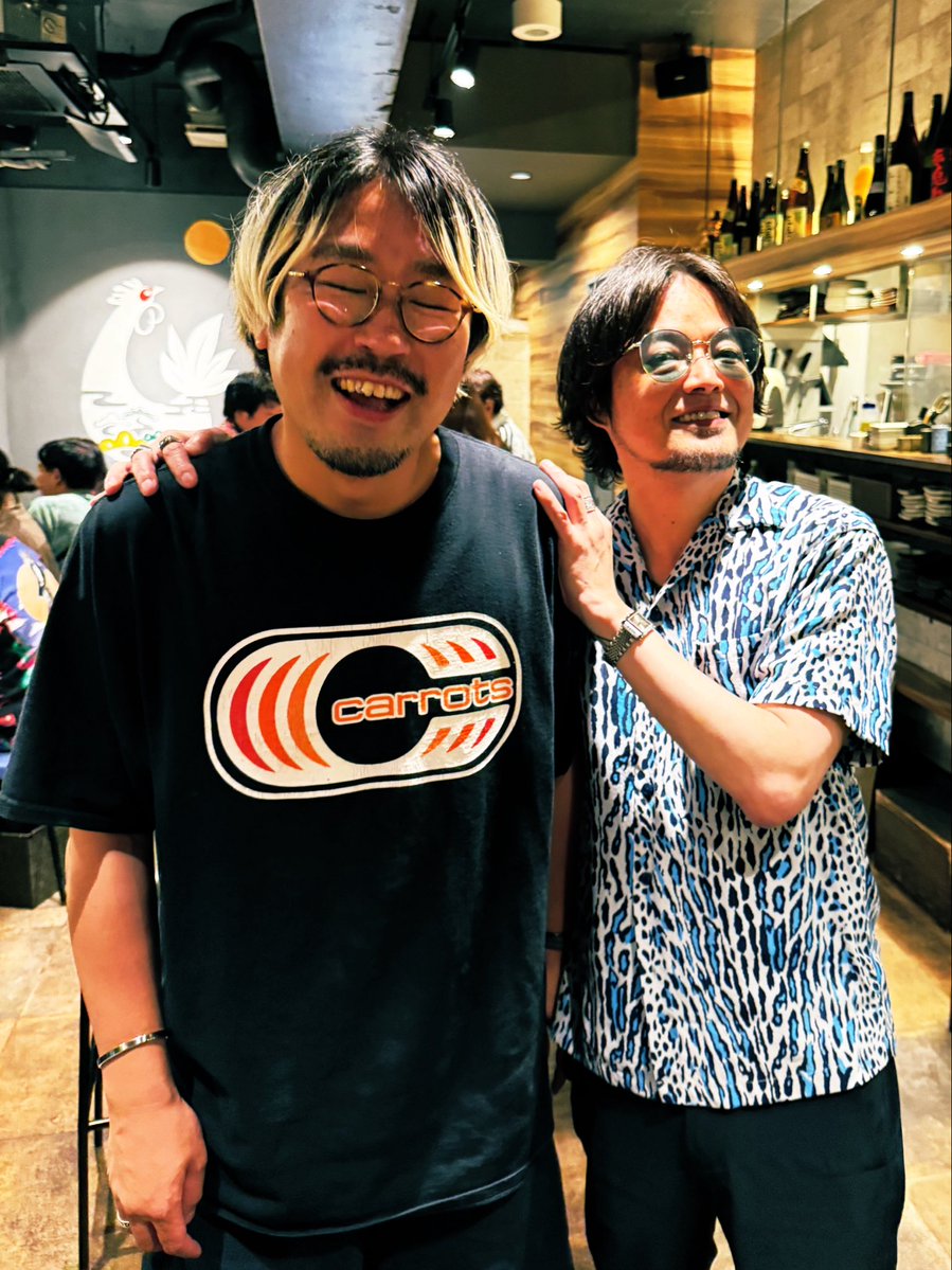 shinnosukeykt's tweet photo. クアトロインザハウス!!!!-shibuya-ほんまに楽しい夜やった！ライブも最高やったしみんなも最高やったしこの時間に一緒に富士そば食ってやっと打ち上げ終了！
空きっ腹に酒を観に来てた山中さわおさんと遂にお会いすることができて😭しかもバンドの話とか相談も乗ってもらって！ありがとう空きっ腹！！ https://t.co/Ol9vizXgUC