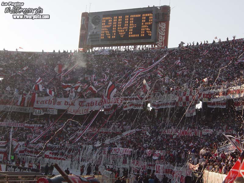 Ramonista_'s tweet photo. Popular de River Plate en los 2000s. https://t.co/qm68RoDK0R