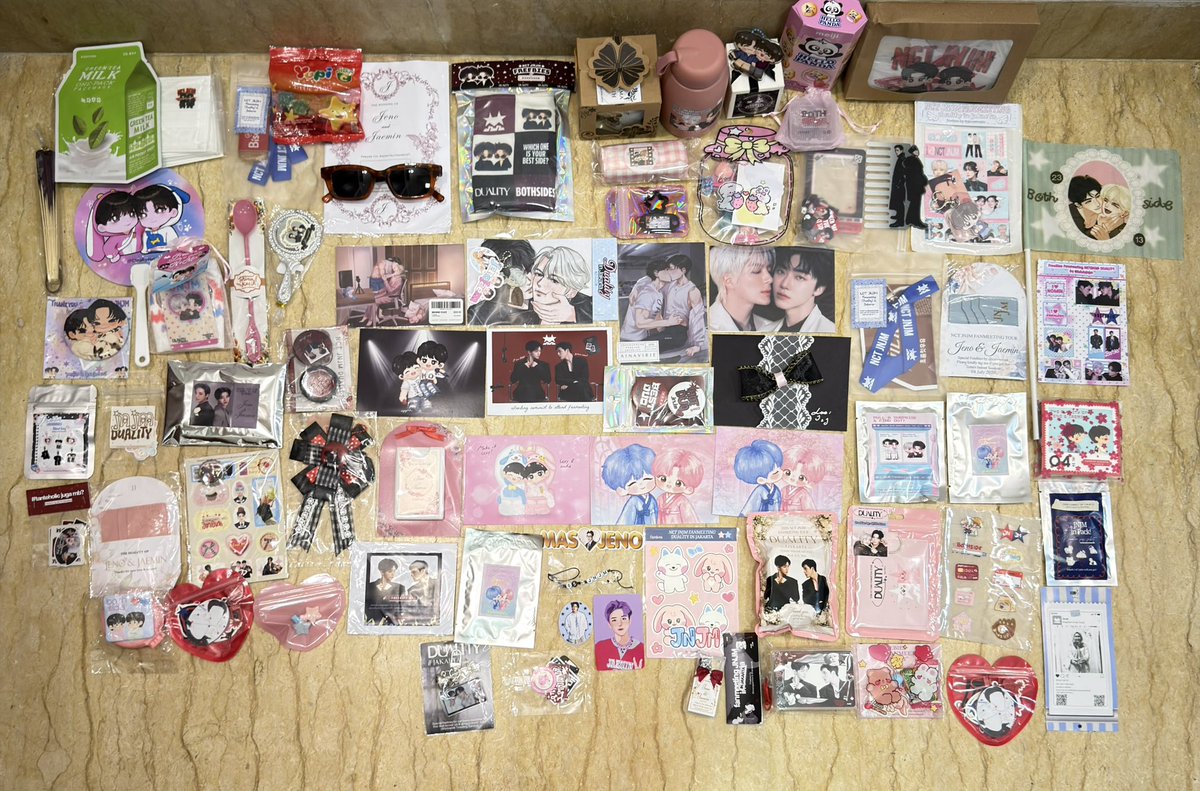 dewi_shilla's tweet photo. Manteeppp bgt gilaakk freebiesnya 😍 Thank you guys, ini buanyaakk bgt 😍🫶 Beneran kondangan ini mah isi2 freebiesnya 👏👏

@sweetiesvanilie @jnjm1st_ @ainavirie @nosushidesu @sournerdz @flaminhotjaee @nanaicecweam @jejaefv @nominsirius @jaecimolie @pendekarjaemin @mrsnajaemine @nanaamoll @naominals @flowieenayss @modydom19 @tiktaktux @panpanda98_ @chocobihyuck @jenjaehyuck @nominnaekkoya @cloudyjjhjn @recreathings @mowningsugar @catsmoyed @2313lovebot @nominjay4 @nanajeno23 @jjbothsides @lululujnjm @jjenownmin @Cemullnono @arsipnaluna @Onelcaem @jjforlove_ @jenojaemni @dnskyna @minenisty @Jae_Minnie08 @jejakakijaemin @nasnowballie @kin_sky @starryaay @jaeminprince_ @ourluckycharms @ichanbaekyou @conablu @biyuleety @RoseAquilla