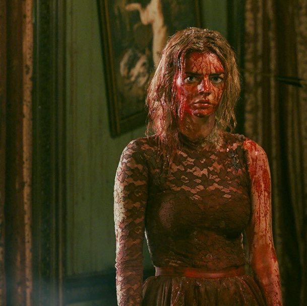 iamNicoo0's tweet photo. Samara Weaving exists btw https://t.co/DCg3aAjSxJ