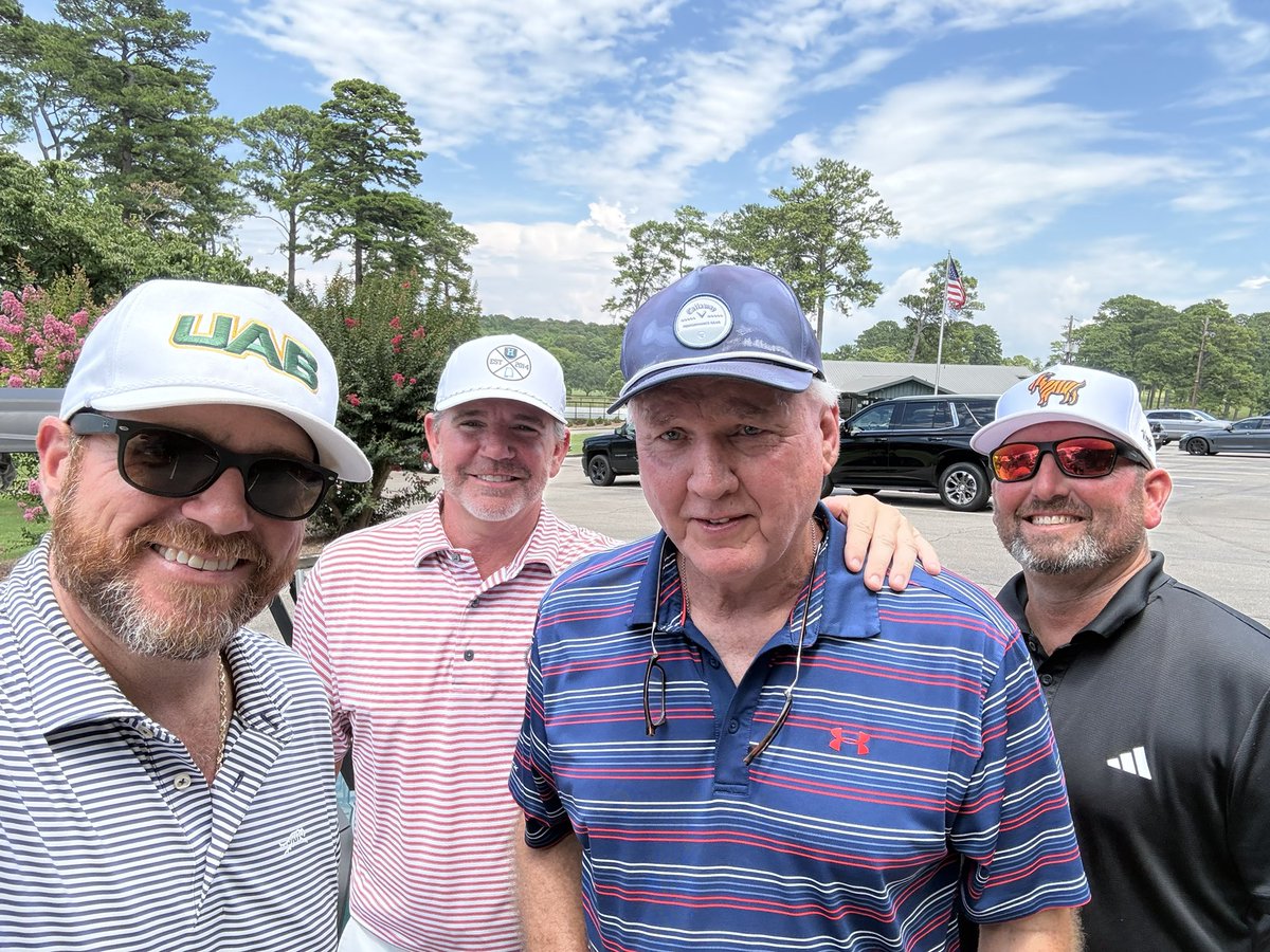 Billy_Dawson16's tweet photo. Another fun Sunday golf game concluded. @BusbyRichie @eddieporter42 @Mmitigerssoftba https://t.co/HkqT3GV0uY