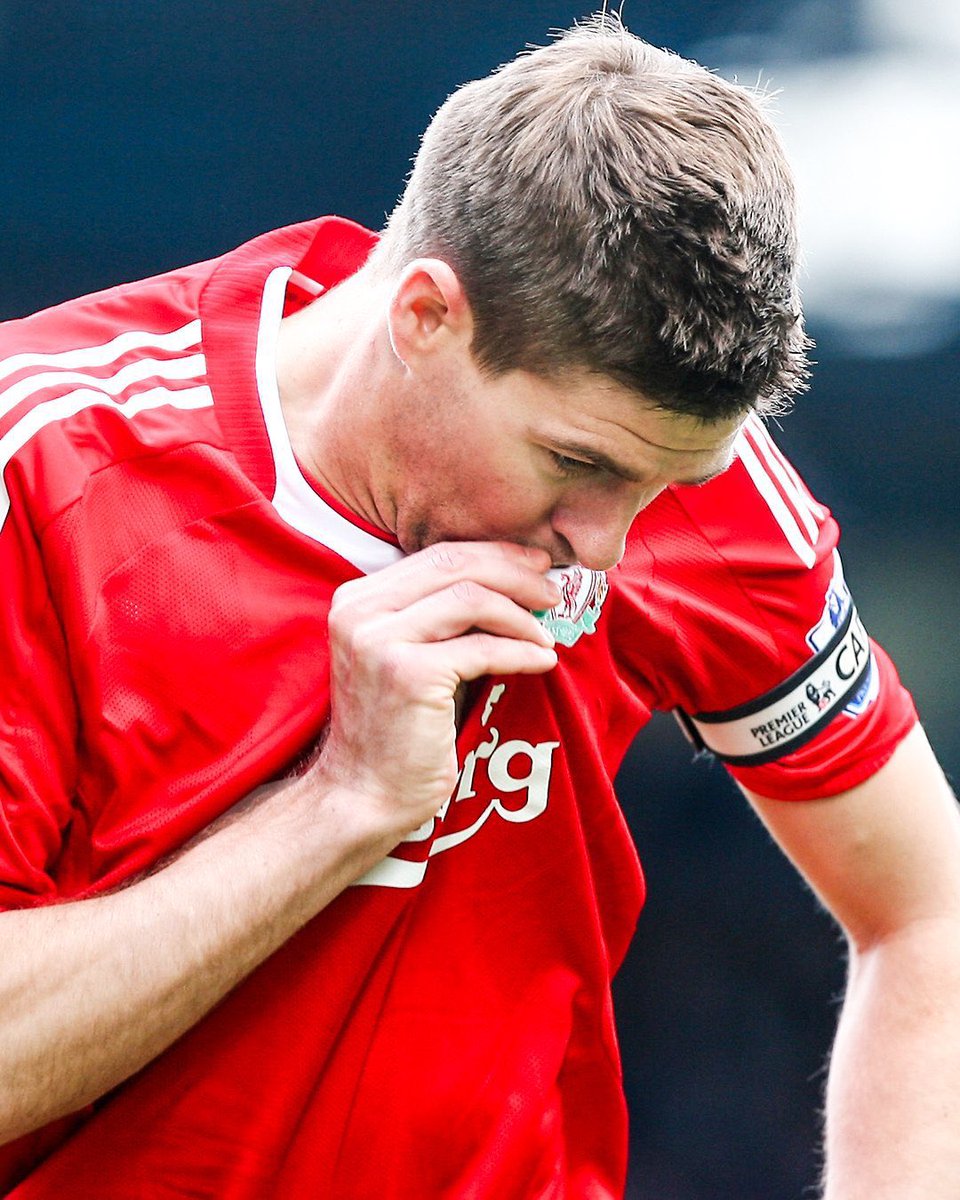 SamueILFC's tweet photo. Steven Gerrard is voted as Liverpool’s Greatest ever player. ❤️ https://t.co/EM6j0Bn9SD