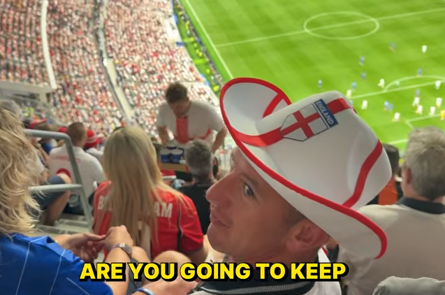 MarinaNavigare's tweet photo. Who is this qxyzščćšđ????? Oh men, one guy out of a million destroying the mood for the entire evening. Stay at home, next time mate. #stayhome #sidemen #england #fifa https://t.co/UKYyWcOlQZ