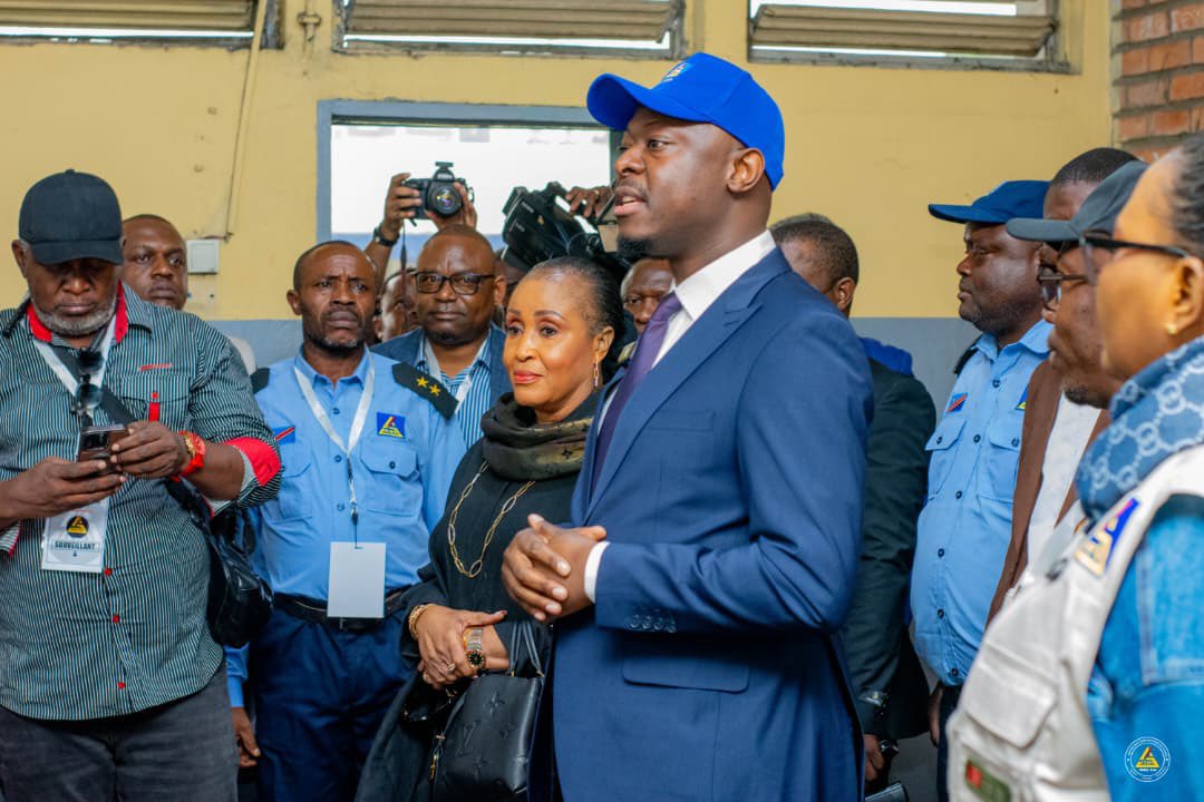 Lumumba002's tweet photo. #RDC/SNEL🚨🔔

Après près de 15 ans sans recrutement, la SNEL SA a lancé un concours national pour recruter notamment des ingénieurs, des économistes et d’autres profils. Cette initiative vise à renforcer les effectifs de l’entreprise sur la base de la méritocratie.
@ted_lwamba https://t.co/1WflVklXki