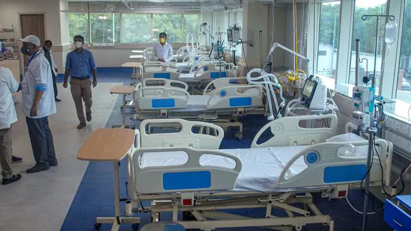 PlusPointIndia's tweet photo. 📢Adani Group has committed to setting up a 2,000-bed multi-specialty hospital in New Town, near Kolkata.

🔹1,000 beds will be reserved for free treatment of economically weaker patients.
🔹The remaining 1,000 beds will operate on a commercial basis.

Follow @PlusPointIndia https://t.co/fCH1hcNlPp