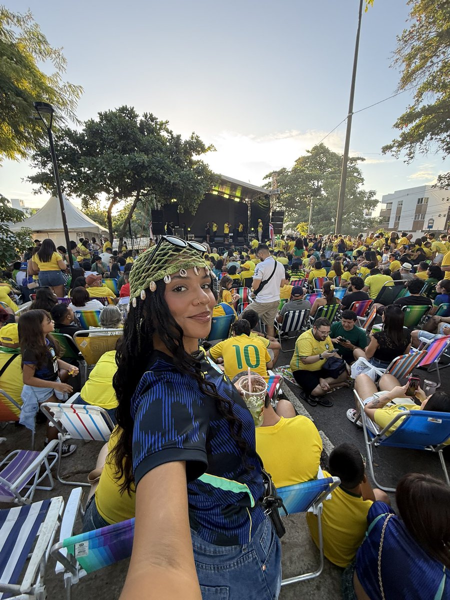 carolfigueiredc's tweet photo. te amo copa do mundo te amo brasil https://t.co/BTplve5H9s