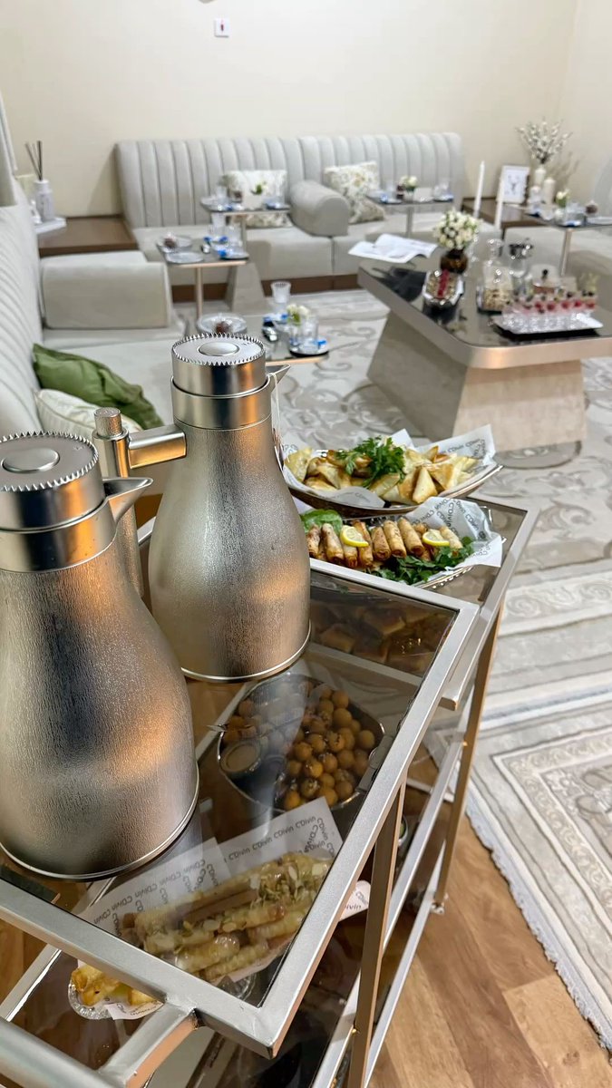 jasd7876's tweet photo. وش أفضل طريقة تقضي فيها جمعة العطلة؟

🏡 جلسة في البيت
☕ كافيه
🍽️ مطعم
🌳 طلعة وتمشية
👨‍👩‍👧‍👦 جمعة مع الأهل والأصحاب https://t.co/4Jo7tOL2ko