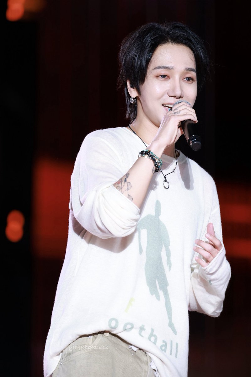 yingchen1222's tweet photo. 𝟮𝟬𝟮𝟲.𝟬𝟳.𝟬𝟱 
𝗞𝗮𝗼𝗵𝘀𝗶𝘂𝗻𝗴 𝗕𝗲𝗲𝗿 𝗥𝗼𝗰𝗸 𝗙𝗲𝘀𝘁𝗶𝘃𝗮𝗹 🍺

Beautiful Night를 함께 보냈어요.
@shfly3424 

#SUPERJUNIOR #슈퍼주니어
#Yesung #예성 #藝聲  #艺声 #イェソン https://t.co/atq6RZizqK