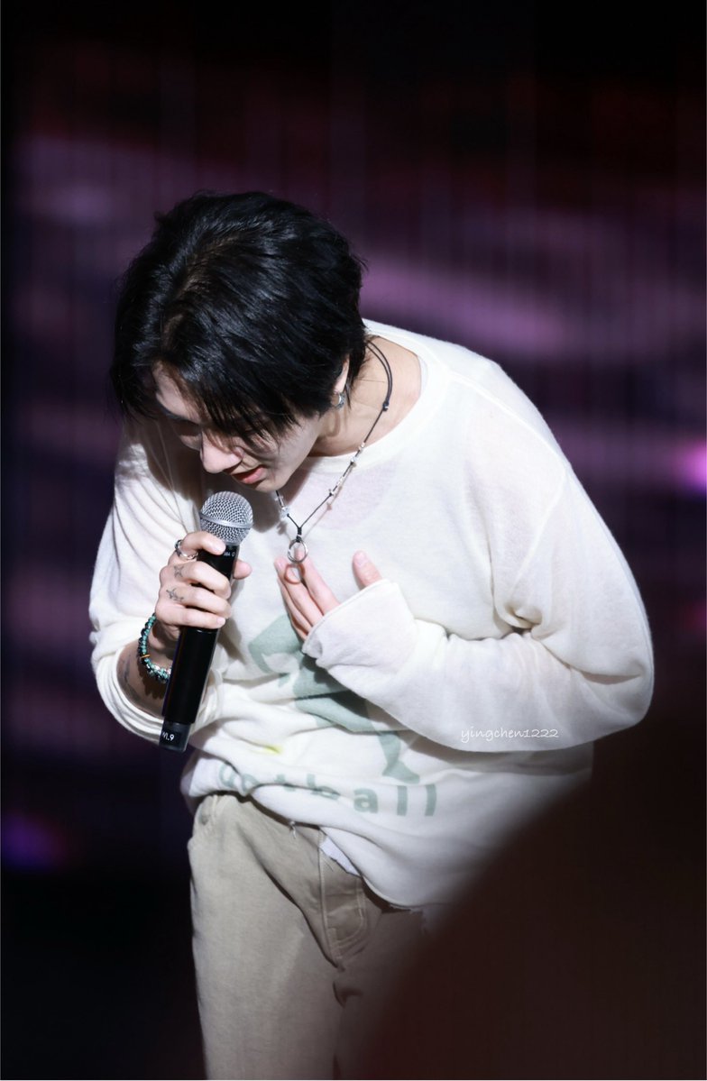 yingchen1222's tweet photo. 𝟮𝟬𝟮𝟲.𝟬𝟳.𝟬𝟱 
𝗞𝗮𝗼𝗵𝘀𝗶𝘂𝗻𝗴 𝗕𝗲𝗲𝗿 𝗥𝗼𝗰𝗸 𝗙𝗲𝘀𝘁𝗶𝘃𝗮𝗹 🍺

Beautiful Night를 함께 보냈어요.
@shfly3424 

#SUPERJUNIOR #슈퍼주니어
#Yesung #예성 #藝聲  #艺声 #イェソン https://t.co/atq6RZizqK