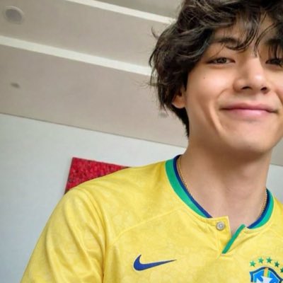 boywithv's tweet photo. #NovaFotoDePerfil https://t.co/NF693zUVew