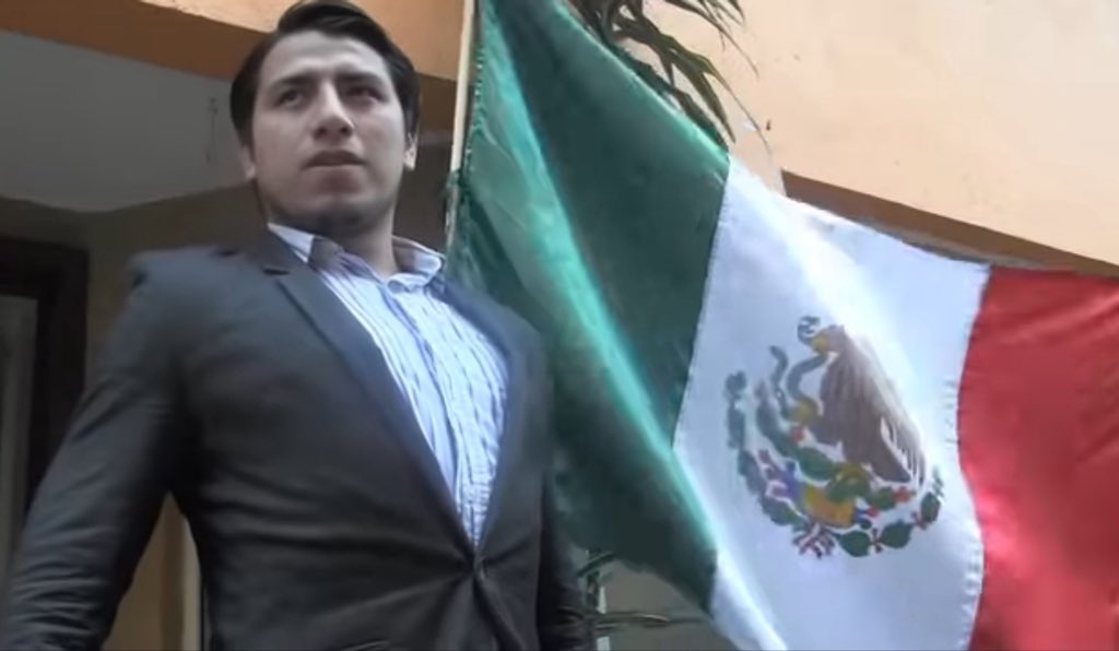 itsivanlb's tweet photo. estos pendejos no saben que se están metiendo con nuestro símbolo nacional https://t.co/Z7EMwk6bi5