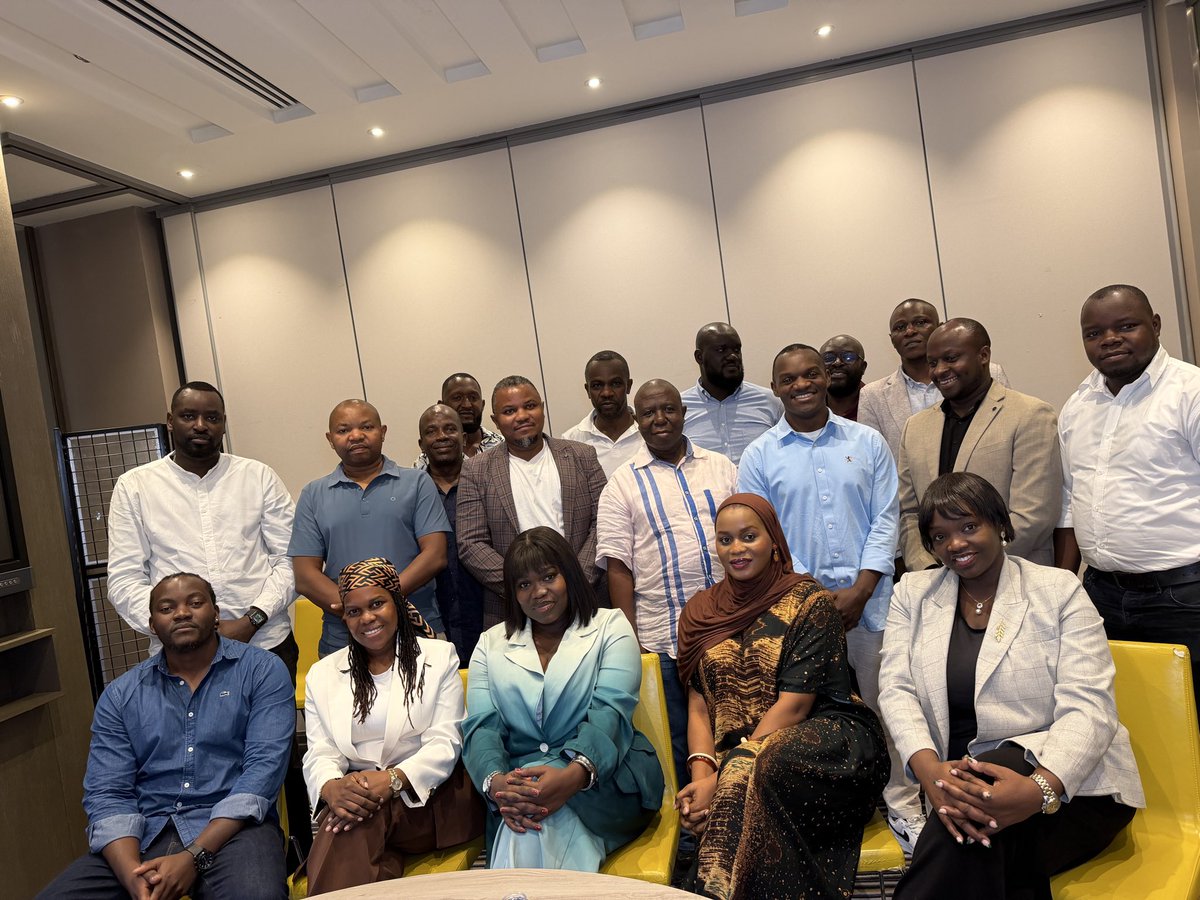 Auucommunity's tweet photo. AUU Executive Meeting Update
Today, the AUU Executive Committee held a productive meeting where several important matters concerning the association’s progress were discussed.
The executive remains committed to unity, transparency, and serving the Ugandan community in the UAE https://t.co/lA3cqdITKa
