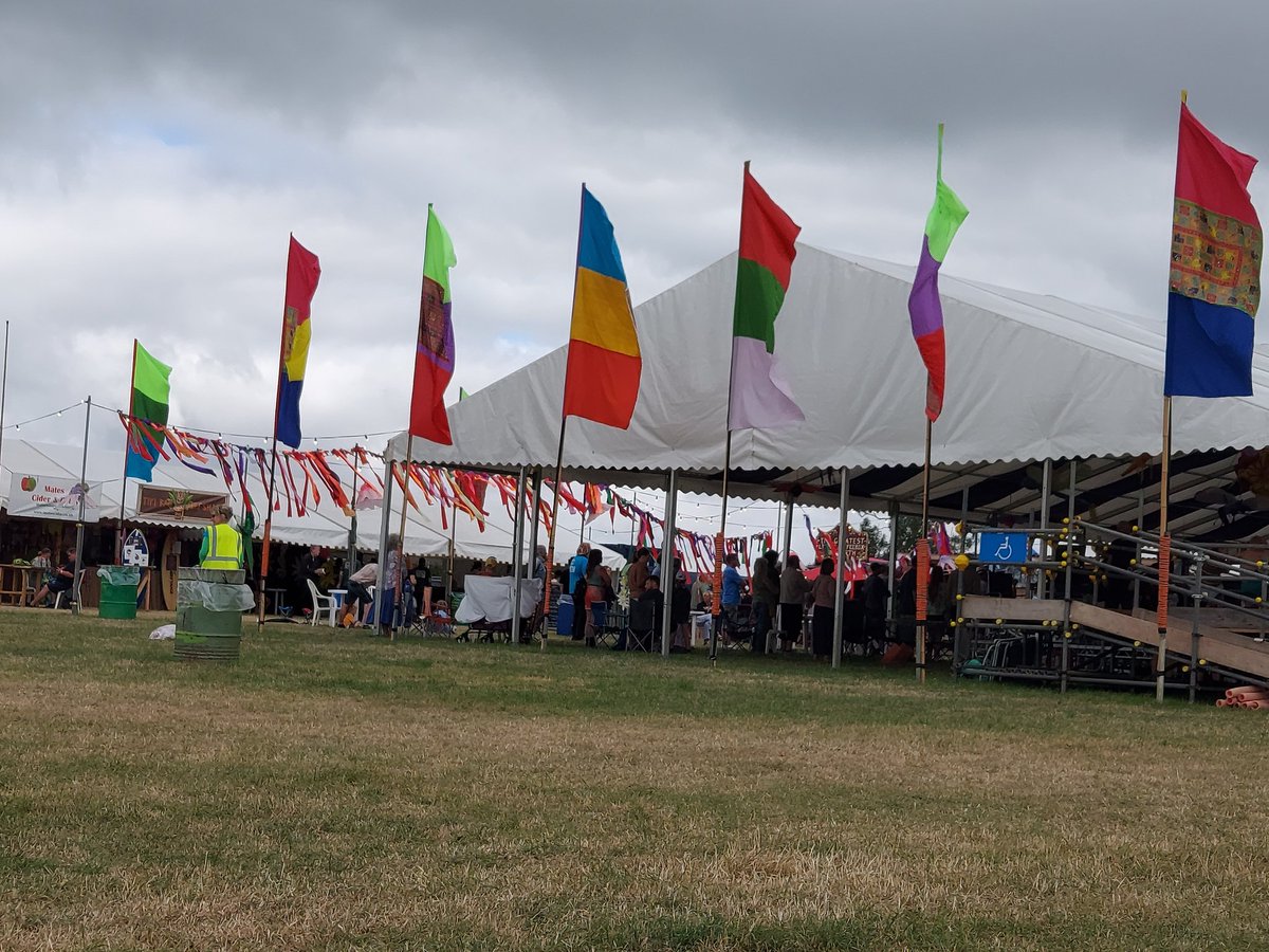 Sha2210's tweet photo. Fab weekend at Minety Music Festival #LiveMusic #Sunshine #Camping https://t.co/LsPAuHt4yv