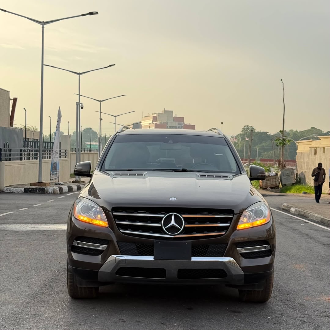 StephenOtaru's tweet photo. Grade A | Tokunbo | 2013 model | Mercedes Benz GLE 350 for grabs 

Grab for: N19.5 million only

Location: Abuja
Contact WhatsApp: 08179896568

Brazil Balogun Baddo FIFA Trump Infantino Audrey Santos Tomorrow is Monday Article Article 27 Naomi Osaka https://t.co/6Cvou3ZOg3