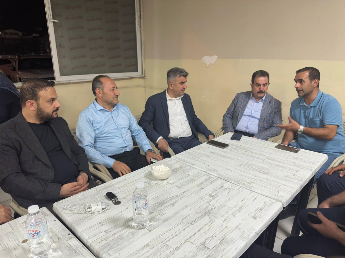 mbagmanci63's tweet photo. AK Parti İl Başkanımız Sn. Mehmet İlhami Günbeği ile birlikte, Mehmet Akif İnan Eğitim ve Araştırma Hastanesi’nde  hasta yakınlarını ziyaret ettik. 

Vatandaşlarımızın durumları hakkında bilgi alarak geçmiş olsun dileklerimizi ilettik. 

Rabbim tüm hastalarımıza acil şifalar versin. 

#AKHaliliye #AKParti #MustafaBağmancı #Şanlıurfa #Ankara #Göbeklitepe #Haliliye #Karaköprü #Eyyübiye #Harran #Akçakale 

@RTErdogan @abuyukgumus @bybekirbozdag @acarfaruka @AKGMTeskilat @hakanaksu058 @farukaytek @ensartopcu @milhamigunbegi @fatmaocak0663 @MDOGANSALAR_TR @AkHaliliiye @AkHaliliyeKadin @akgenchaliliyee