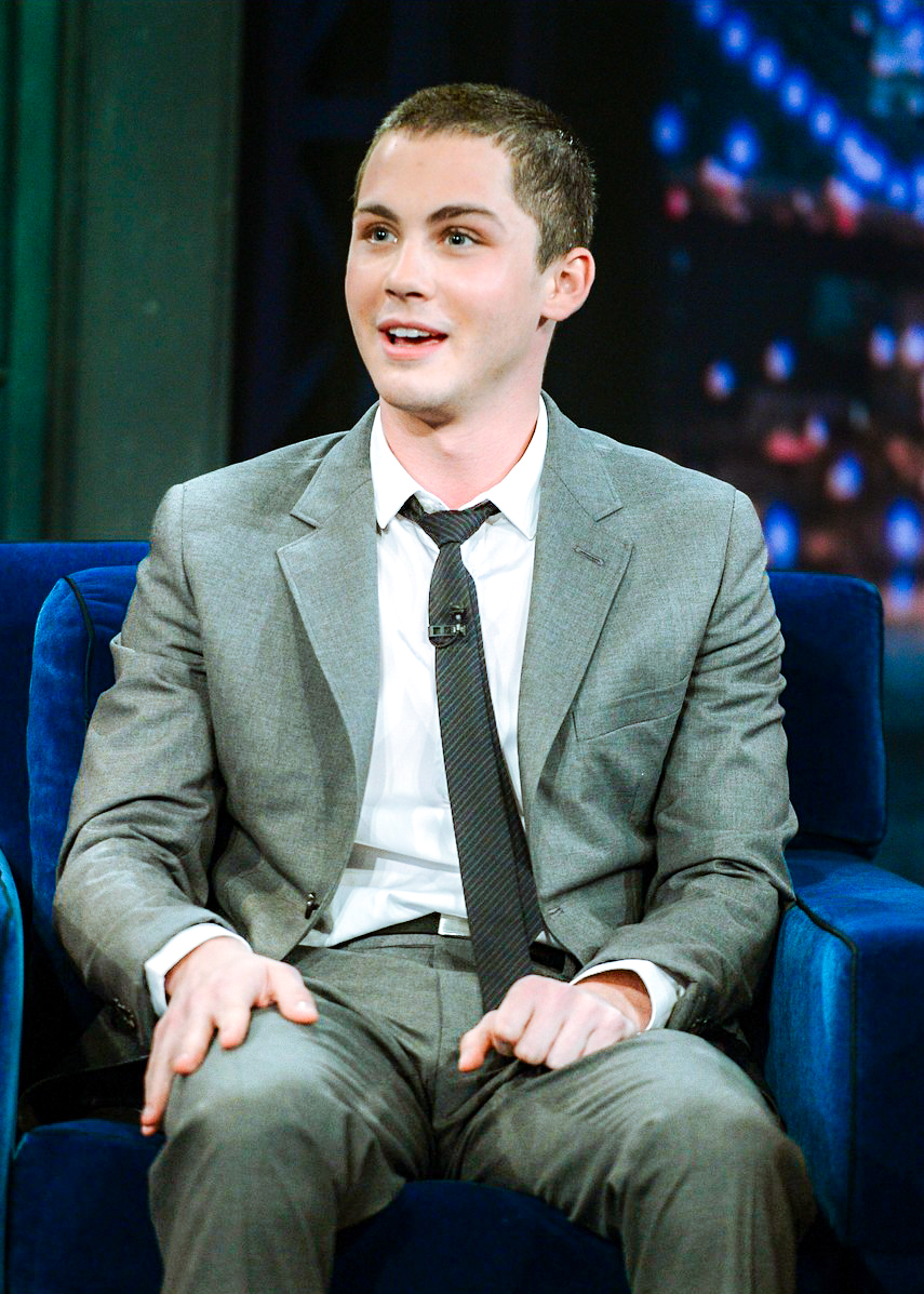 LoganLermanedit's tweet photo. Logan Lerman on Late Night with Jimmy Fallon on October 3 2012 #loganlerman https://t.co/39VI344BAo