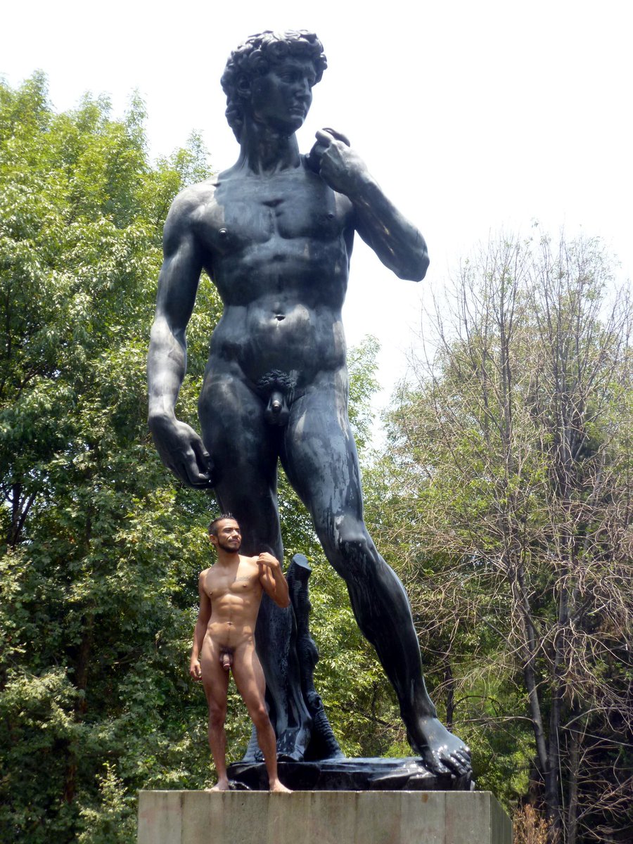 edgarnegretfog's tweet photo. WNBR https://t.co/DqA1Cj3jE1