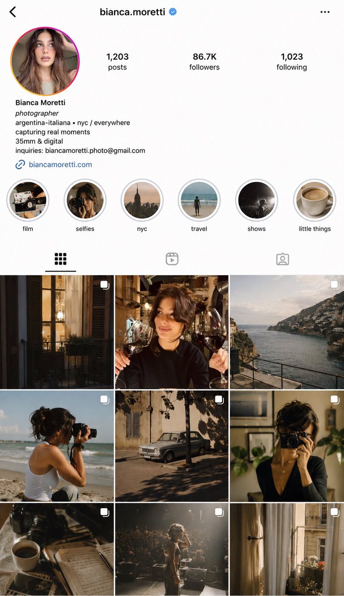 framesbybianca's tweet photo. 𝐛𝐢𝐚𝐧𝐜𝐚 𝐦𝐨𝐫𝐞𝐭𝐭𝐢.

Fotógrafa por profesión, curiosa por naturaleza. Para todo lo demás, no dudes en preguntar.

                           [↺ + ♡ ] https://t.co/vFFGnGMPrs