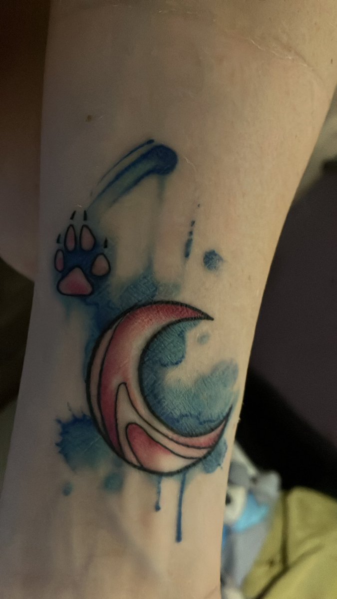 HalfNotCup's tweet photo. I got some tattoos during my hiatus
Here’s what they look like :3 https://t.co/Fw4JSoTfHs