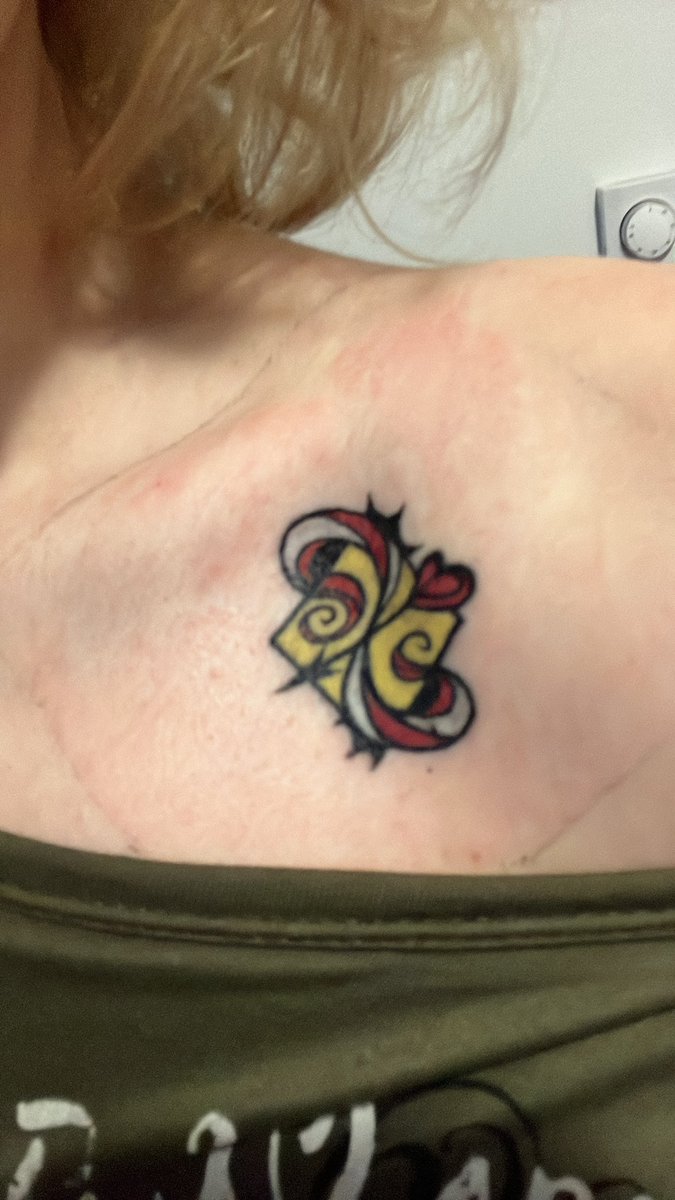 HalfNotCup's tweet photo. I got some tattoos during my hiatus
Here’s what they look like :3 https://t.co/Fw4JSoTfHs