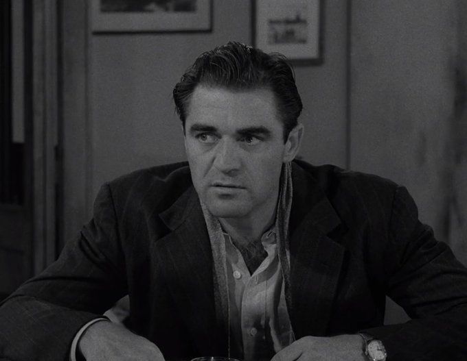 TheNightGallery's tweet photo. The Twilight Zone was "filmed in black-and-white, and much of the lighting was a noir type of lighting. There were so many dark fantasy ideas, and so many dark science fiction ideas, [that] the series had the feeling of being composed of mini film noirs."

— Richard Matheson https://t.co/2KSYCDOscJ