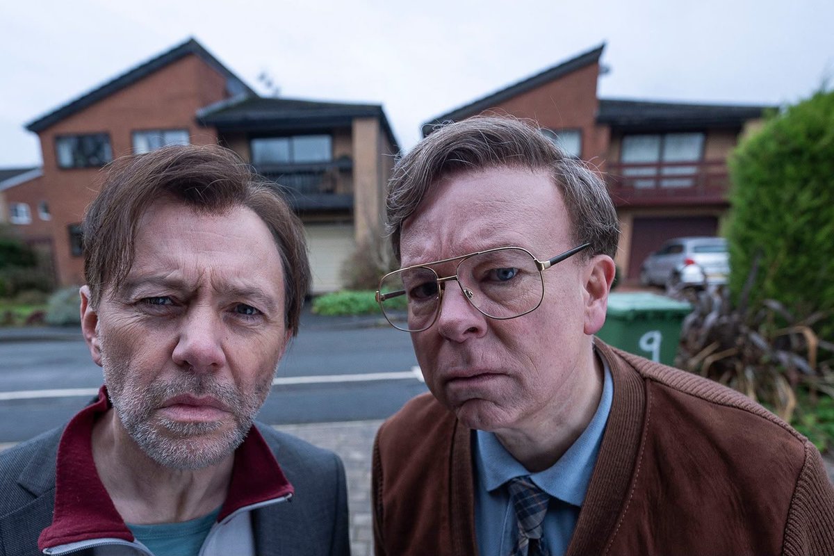 runners_up1976's tweet photo. Mulberry Close #InsideNo9 https://t.co/OB4FtjlH3n