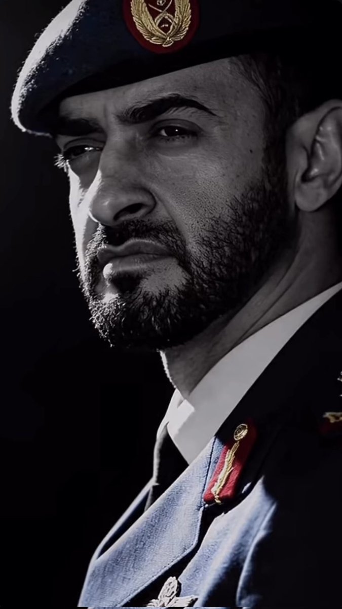4MBZlove's tweet photo. إذا كان للشجاعة عنوان فأنت عنوانها 🫡
#محمد_بن_زايد_آل_نهيان https://t.co/TC6WmPgGXD