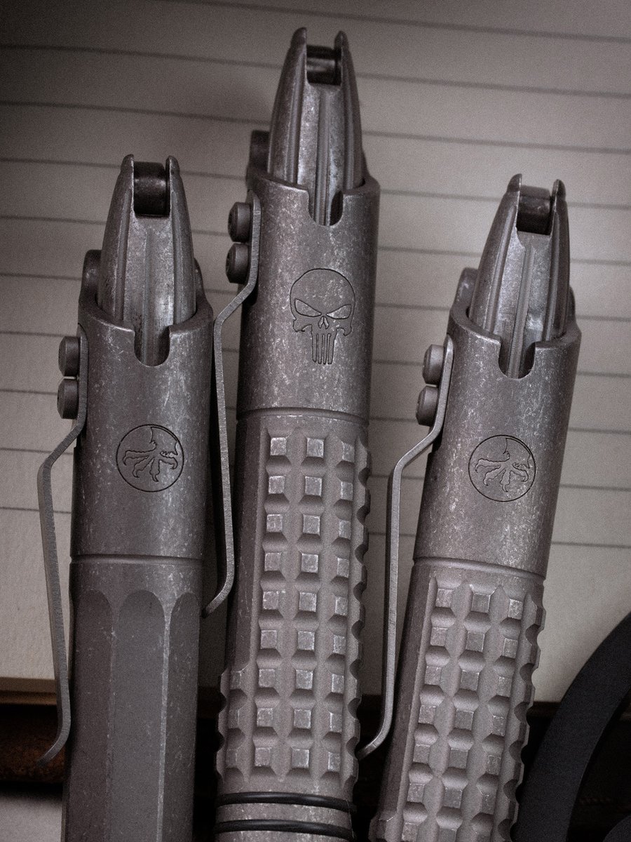 microtechknives's tweet photo. The Siphon® II, a titanium lever action pen, finished with frag texture and a unique Skull logo. Part of our Signature Series.

The Siphon® II, a durable titanium pen that writes in any condition, is an essential part of any EDC kit. https://t.co/sYfBp7LGep