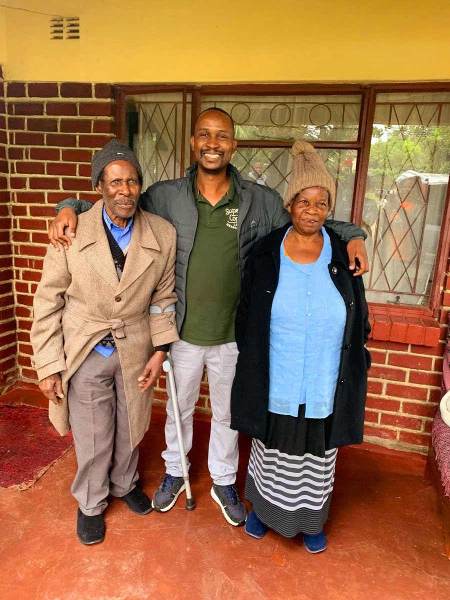 GutuObert's tweet photo. "I have fought a good fight, I have finished the race, I have kept the faith."
2 Timothy 4 verse 7

Gogo Mufandaedza, we wholeheartedly & sincerely thank you for your love, care & dedication to the whole family. We shall remain forever indebted & forever grateful. 
May your soul rest in eternal peace. 
💔