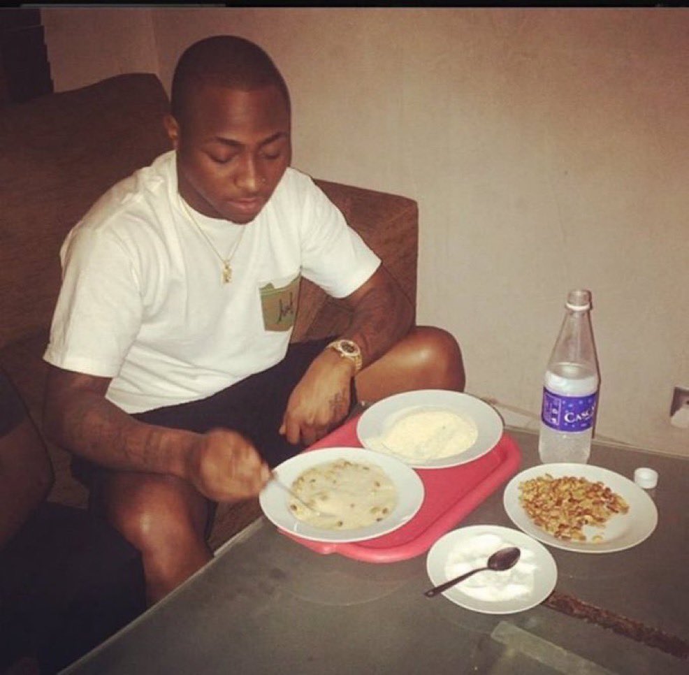 miide_ola's tweet photo. PD7WZR
#renewedhope 
we might eat late, but we’ll surely eat. https://t.co/EtbvxGFuxa