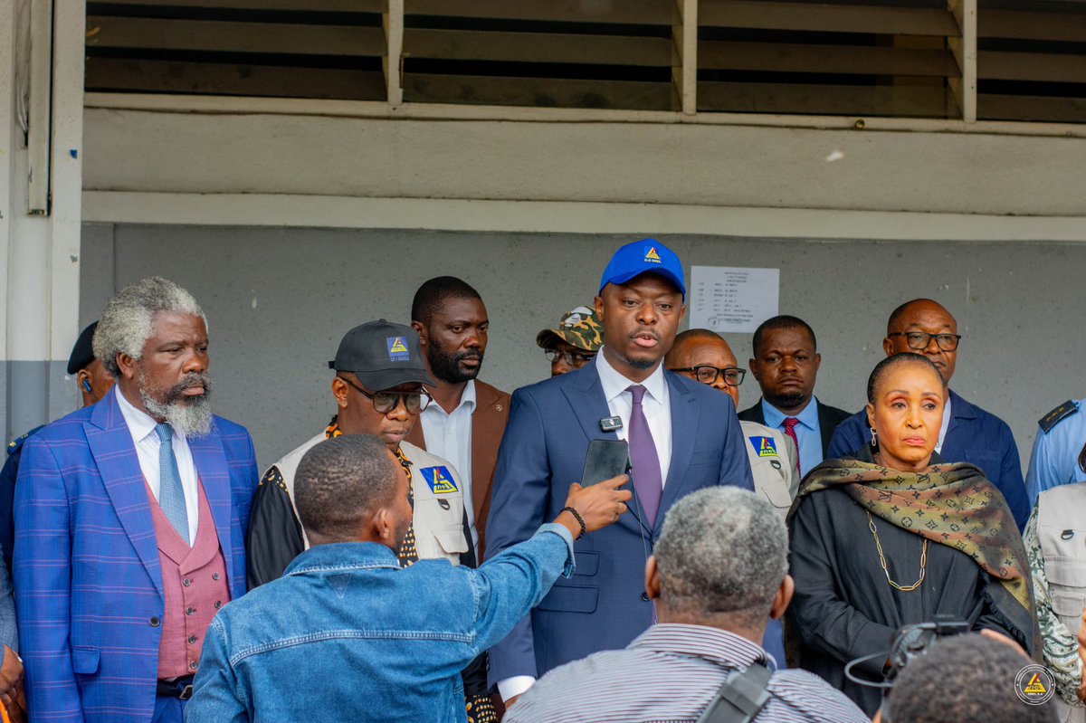 CilandaElisee's tweet photo. #RDC
#SNEL_SA
Une nouvelle page s'ouvre pour la SNEL SA. Après près de 15 ans,le recrutement reprend sur toute l'étendue de la RDC avec un concours placé sous le signe de la transparence et de la méritocratie.
@ted_lwamba https://t.co/FzKOyqgvuD