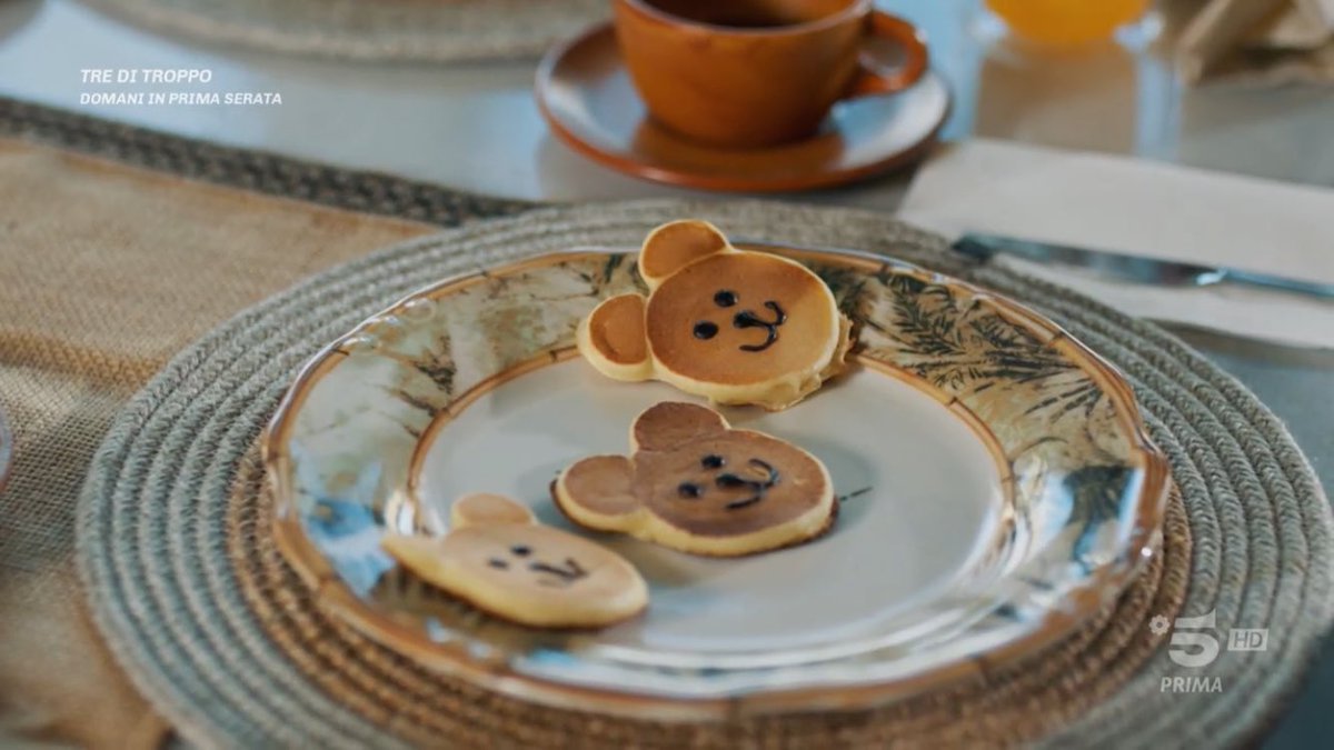 alxssj0's tweet photo. I PANCAKE A FORMA DI ORSETTO AHAJDJDKF #raccontodiunanotte https://t.co/fpyenkIrlX
