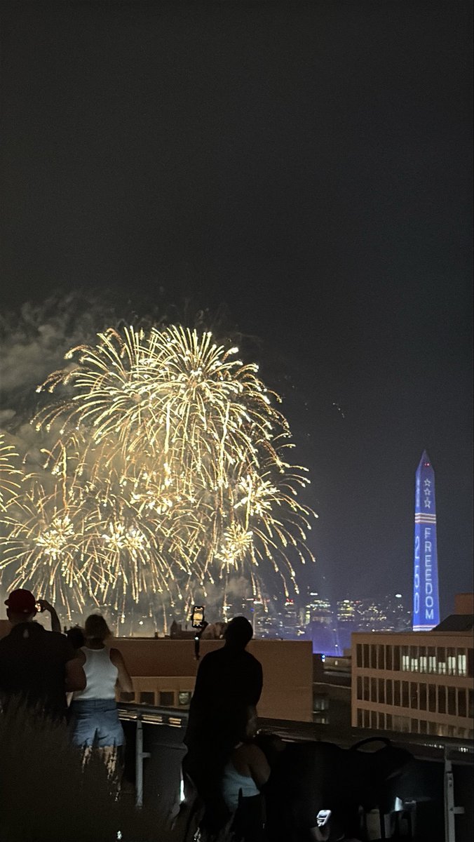 Made4thisday's tweet photo. @US_OGA It was amazing! God Bless the USA! 🇺🇸 https://t.co/FvB2jgdEbF