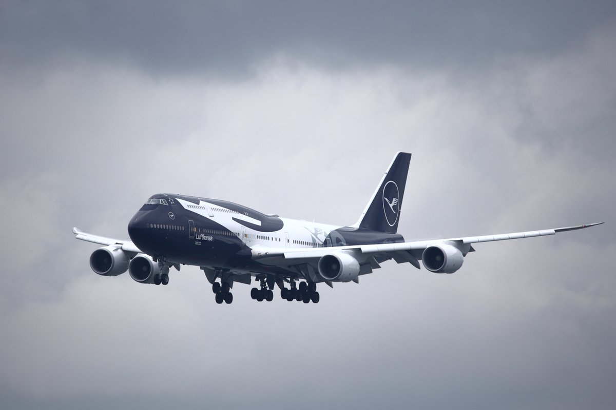 2026/07/05 ソラムナード羽田緑地展望テラスより ボーイング747-8 D