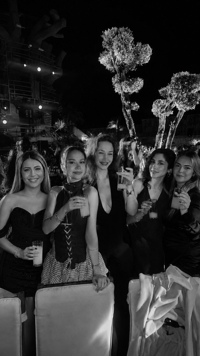 silacnnn's tweet photo. 🍻gün sonu https://t.co/uQ0am61hJS