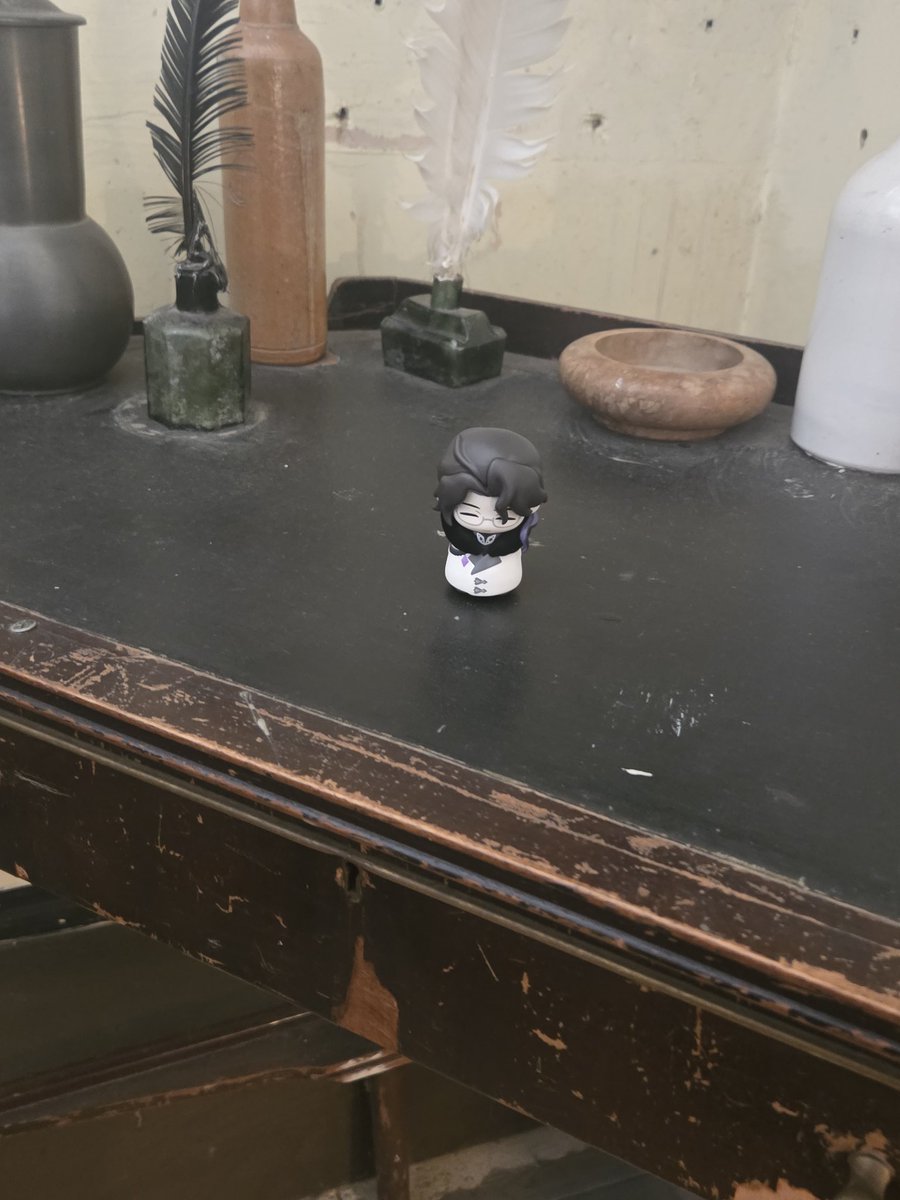 gothicpantalone's tweet photo. he is writing at his desk... do not distract https://t.co/41DlX129CL