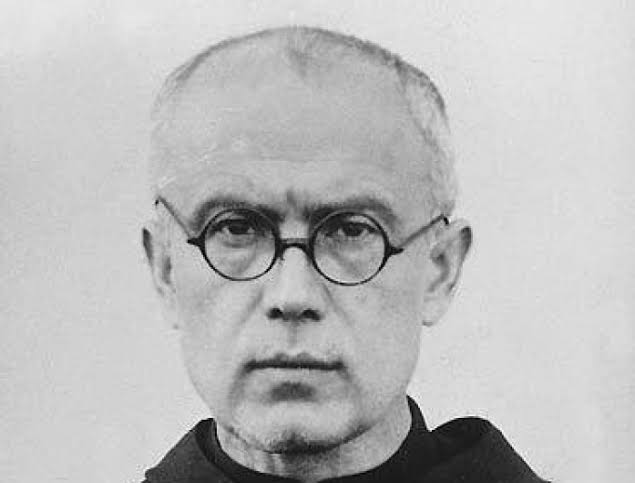 Immaculata_City's tweet photo. Who I'd like to see made Doctors of the Church: 

1 Maximus the Confessor
2 Louis de Montfort
3 Maximilian Kolbe
4 Teresa Benedicta of the Cross (Edith Stein) https://t.co/bseBJ1j2F4